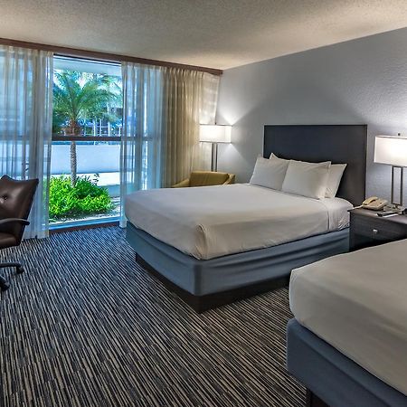 Sawgrass Grand Hotel And Suites Sports Complex Sunrise Bagian luar foto
