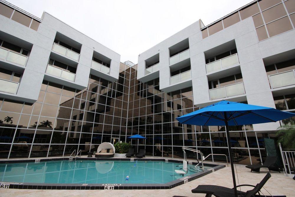 Sawgrass Grand Hotel And Suites Sports Complex Sunrise Bagian luar foto