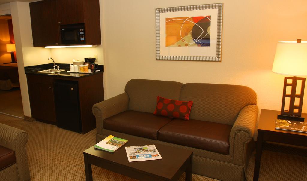 Sawgrass Grand Hotel And Suites Sports Complex Sunrise Ruang foto