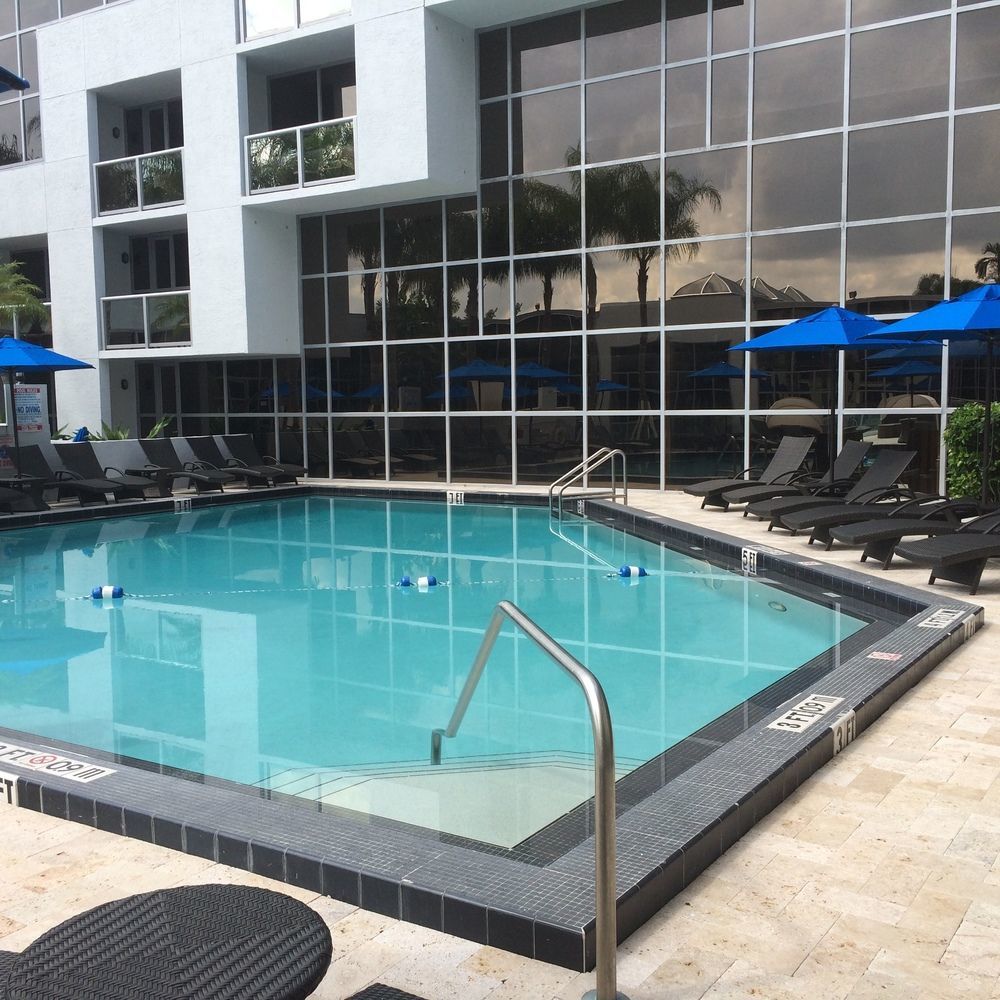 Sawgrass Grand Hotel And Suites Sports Complex Sunrise Bagian luar foto